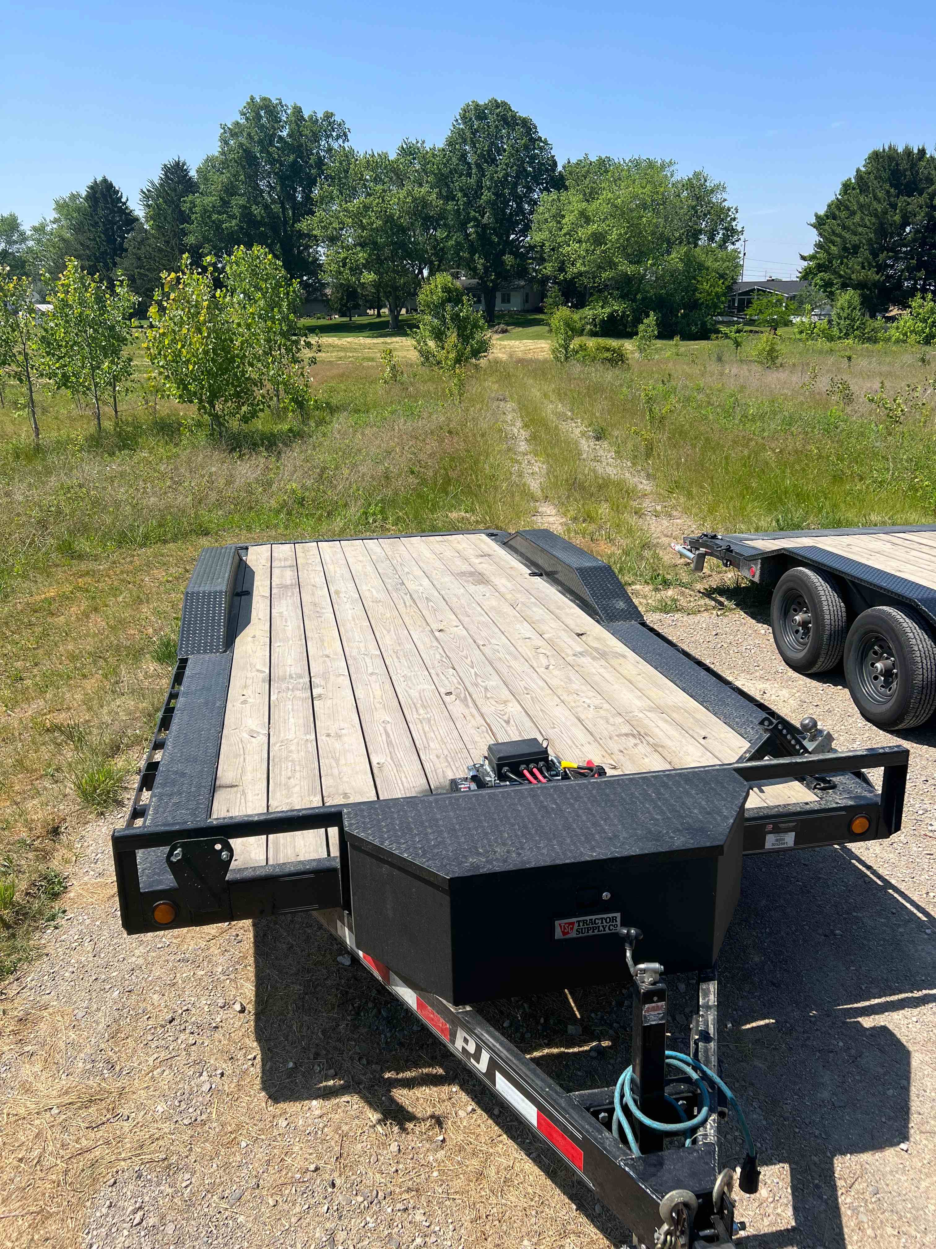 20ft PJ car hauler trailer rental Delaware, OH - ideal for vehicle transport with drive-over fenders