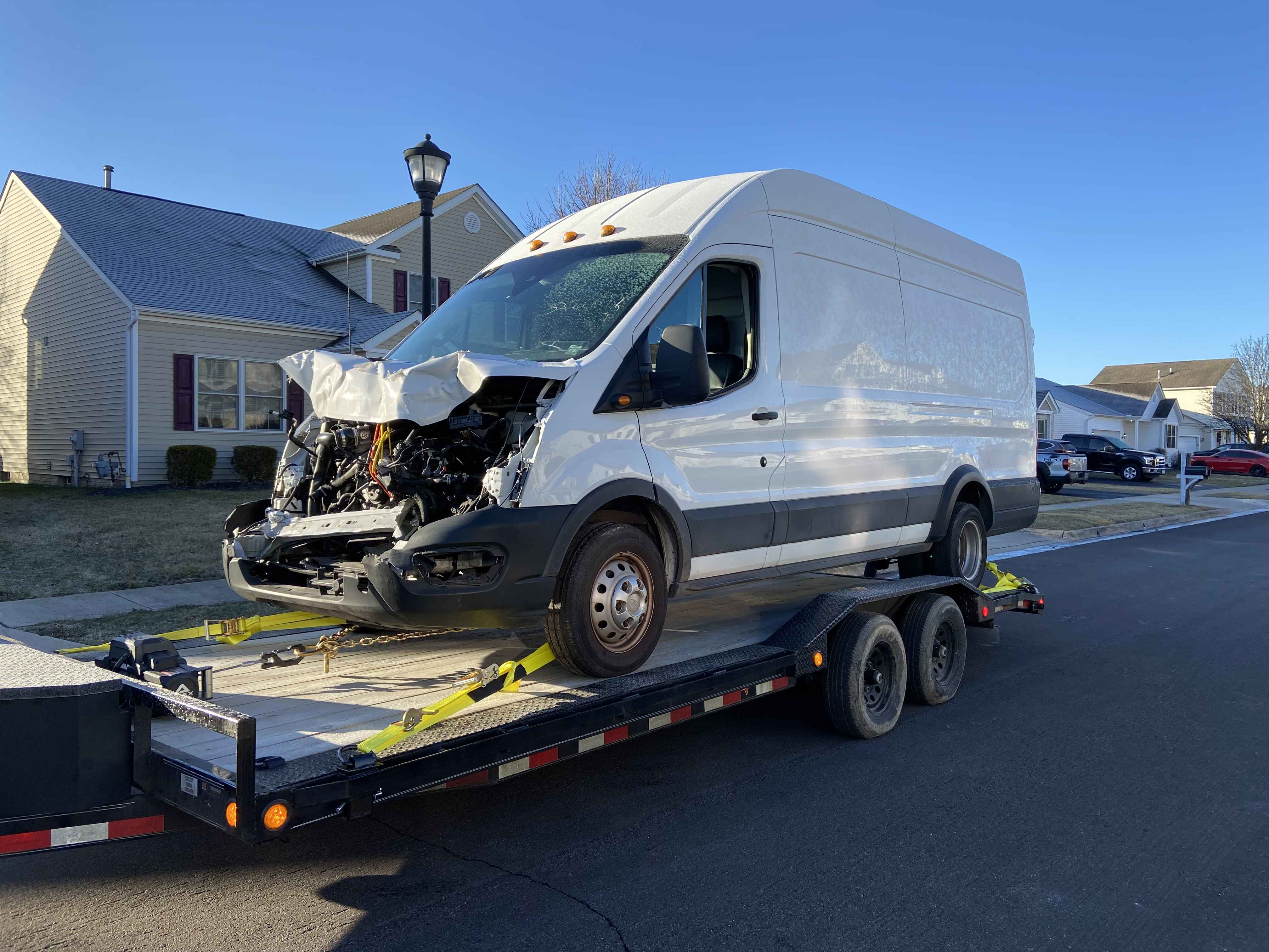 22ft PJ car hauler flatbed trailer rental in Delaware, OH with electric winch and ramps
